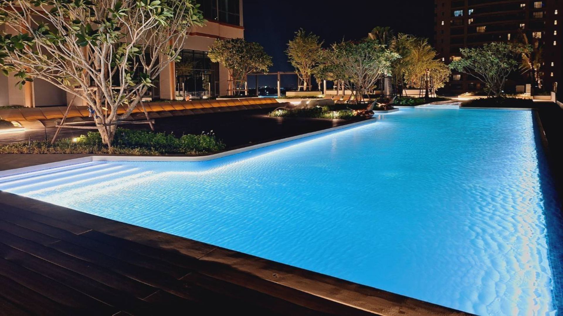 Outdoor LED Neon Flex: A Practical Waterproofing Guide